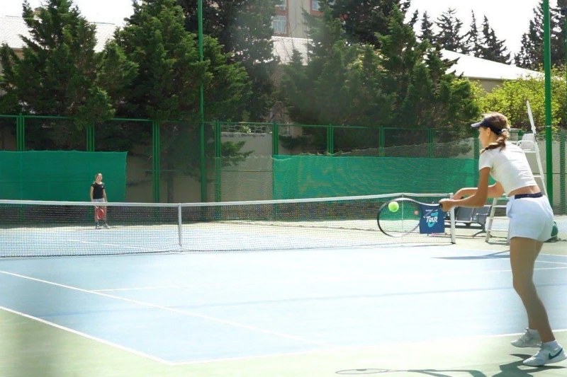 Tennis players from 13 countries have arrived in Baku