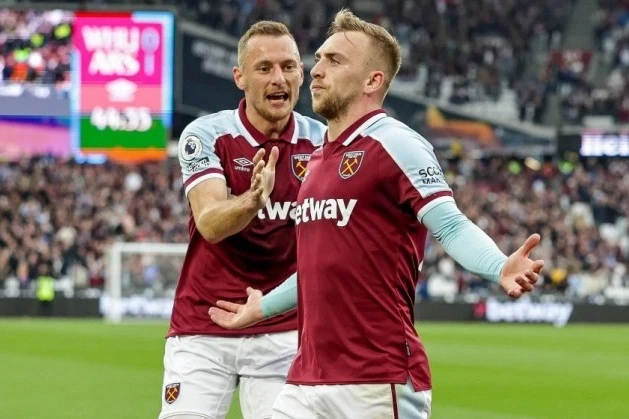 "Liverpool" to Start Transfer for England National Team Player