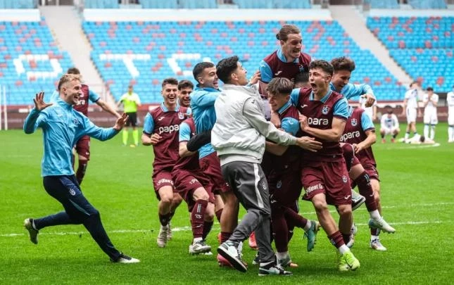 Трабзонспор вышел в финал Юношеской лиги УЕФА