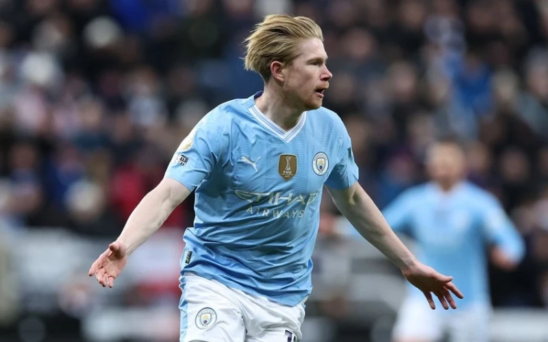 Kevin De Bruyne "Manchester Siti"də növbəti uğurunu qazanıb