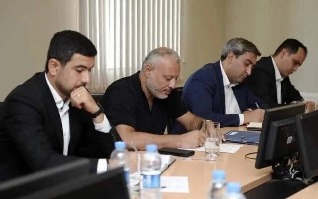 Профессиональная деятельность Профессиональной Футбольной Лиги