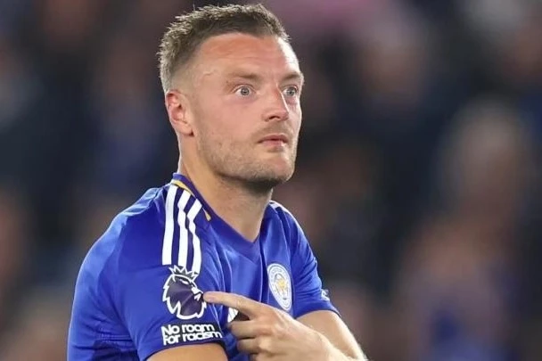 Vardy apologized for creating a completely embarrassing situation