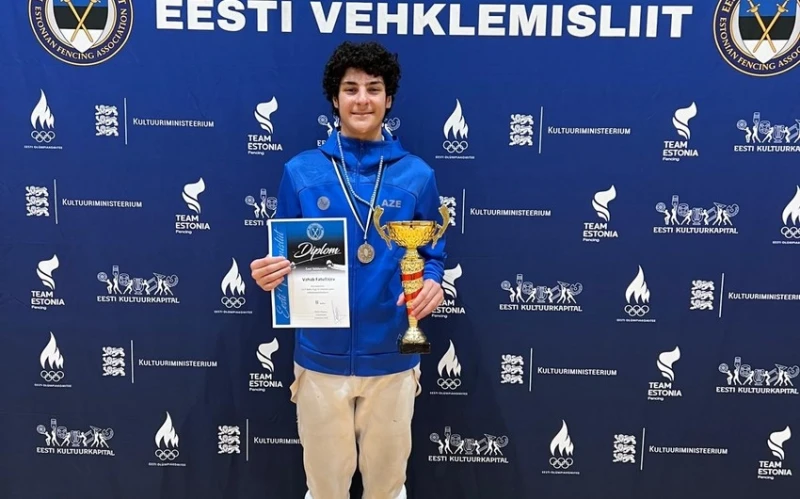 Azerbaijani fencer wins bronze medal in Estonia