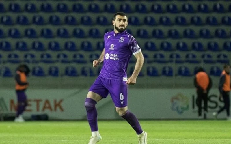 "Sumgayit" footballer played his 250th match in national championships