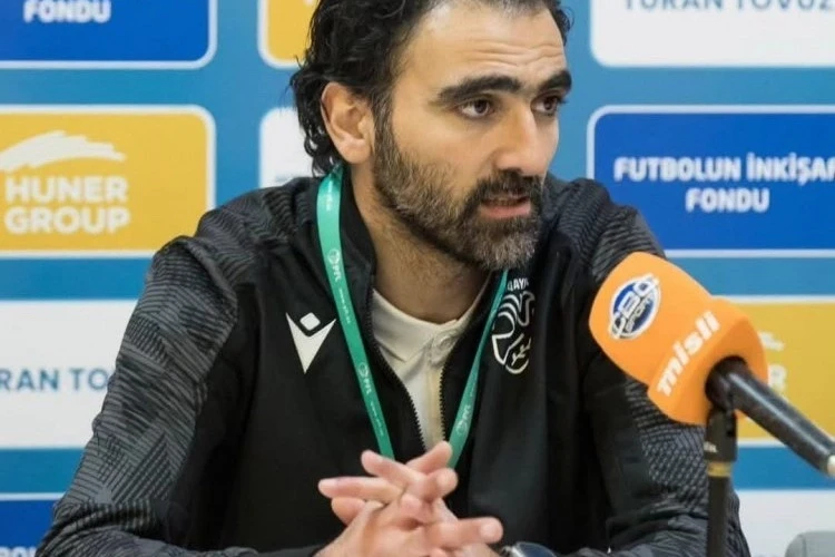 Vagif Cavadov: "Benim için yerli veya yabancı olmalarının bir farkı yok, hepsi aynıdır."