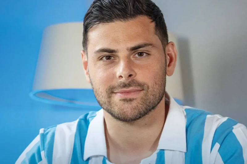 Former National Team Striker in Third League