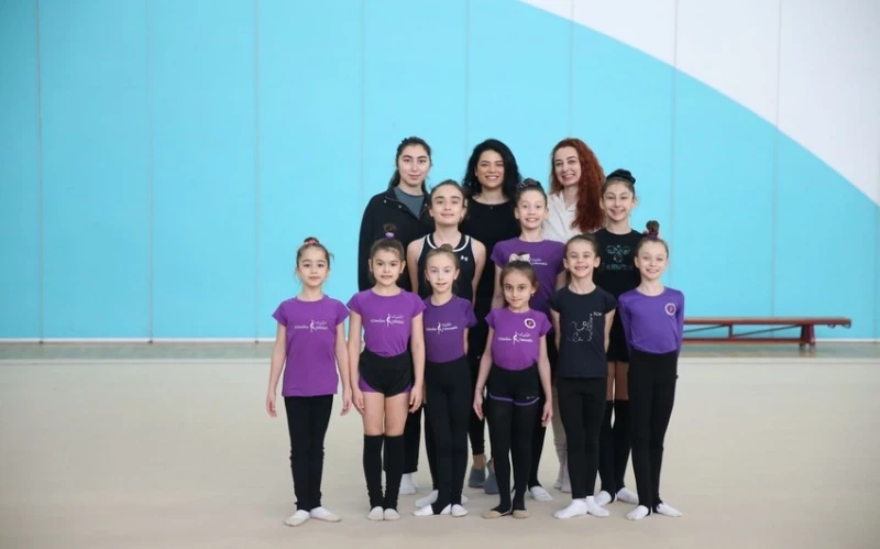 Turkish rhythmic gymnasts participated in training camp in Baku
