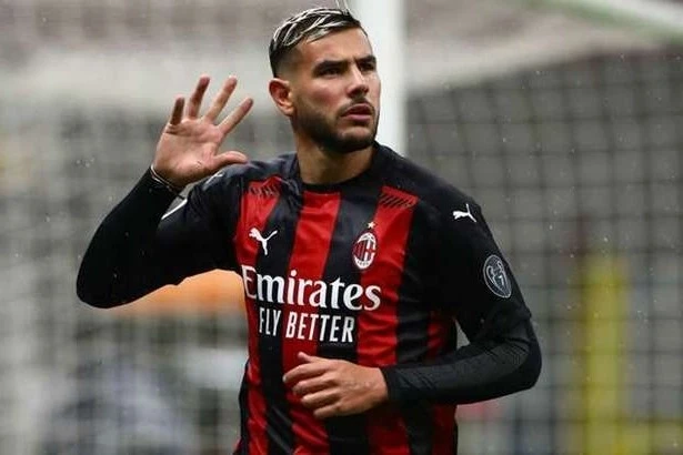 "Real Madrid" begins negotiations with "Milan" for defender transfer