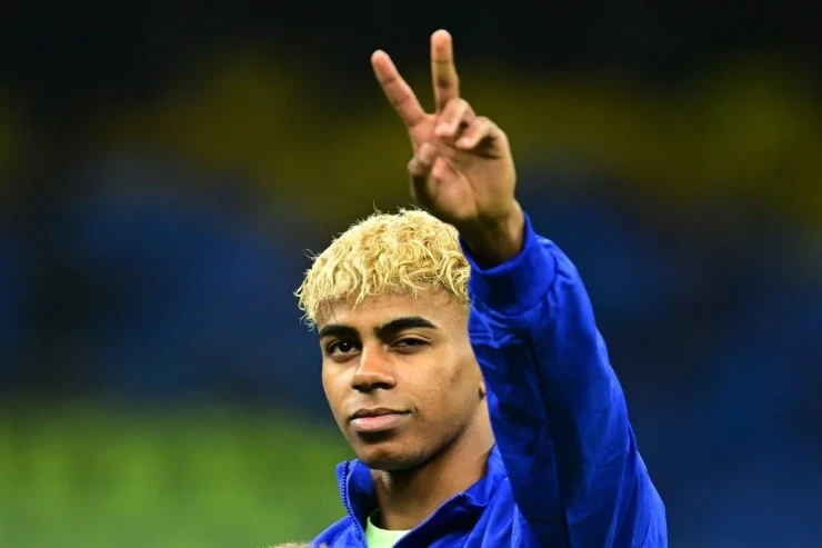 I will keep my promise and bring the Champions League trophy to Barcelona - Yamal
