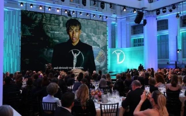 A special award for Yamal