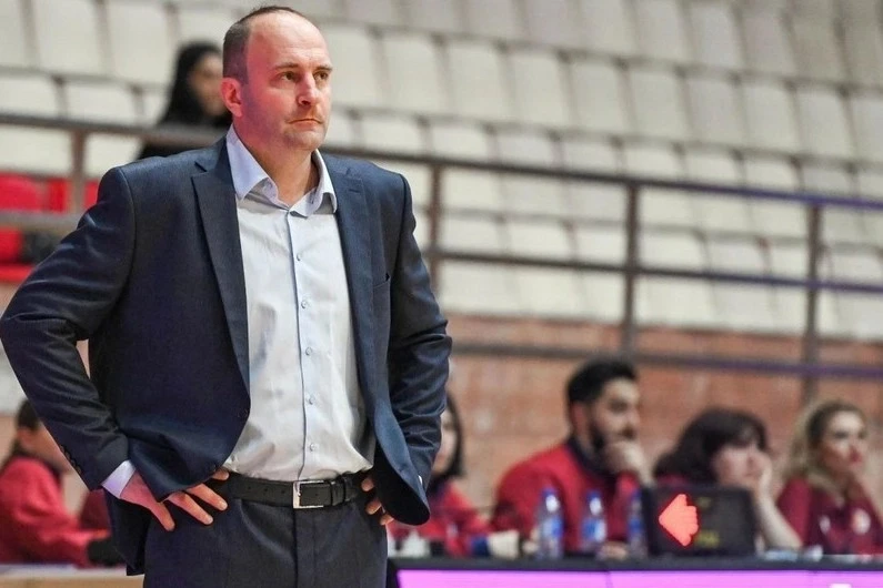 Lankaran's head coach does not trust his coaching staff