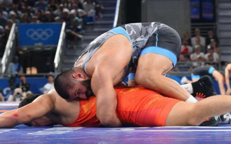 Azerbaijani Wrestler Becomes European Champion