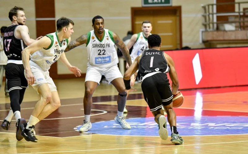 Azerbaycan Basketbol Ligi'nde yarı finale yükselen iki takım belli oldu
