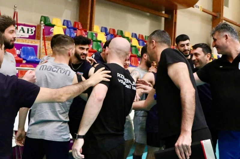 Azerbaijan national team prepares for European Silver League - PHOTO