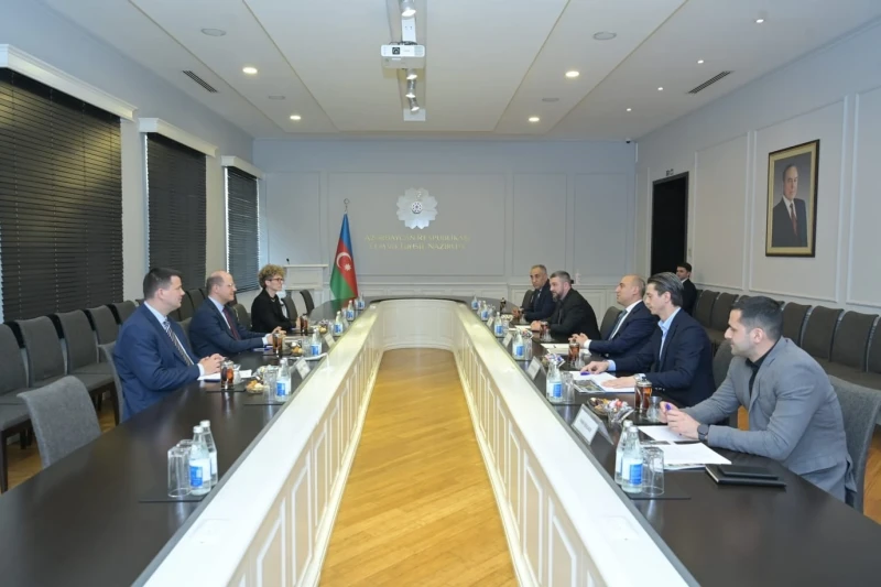Emin Amrullayev met with the FIBA Secretary General - PHOTO