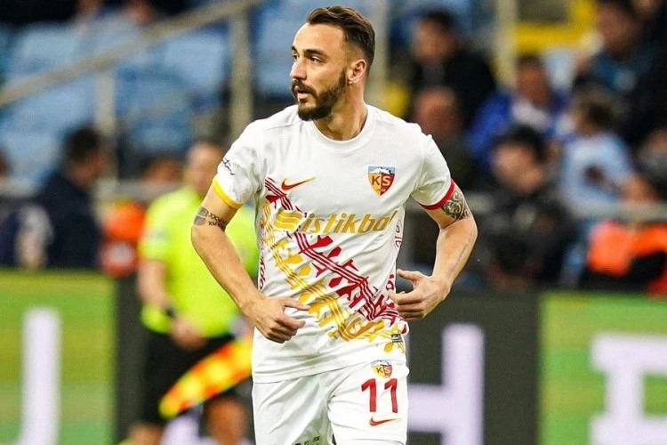 "Galatasaray" plans to transfer "Kayserispor" defender