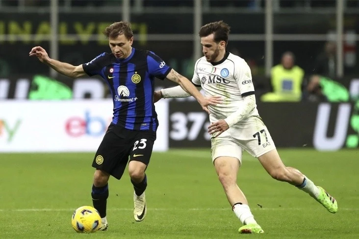 Intense battle for the championship between "Napoli" and "Inter"