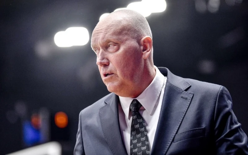 Rimas Kurtinaitis: "In basketball, as in football, the principle of 'they hit those who don't hit back' still applies."