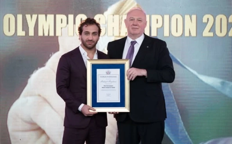 Azerbaijani Olympic champion Hidayat Heydarov and head coach of the judo team Richard Trautmann were awarded in Montenegro