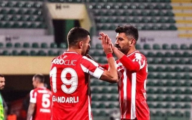 Vüsal'ın takımı önemli bir zafer kazandı
