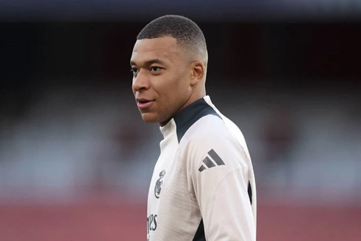 Legendary footballer assessed Mbappe's chances for the "Ballon d'Or"