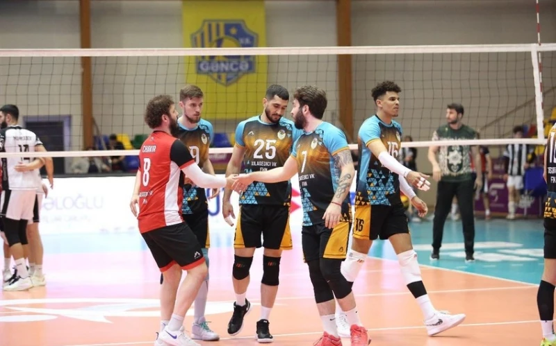 Erkek voleybolcular arasında üçüncülük mücadelesi başladı