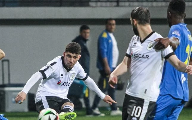 "Neftçi Arena"da 4 gol, 1 "kırmızı kart" - Video