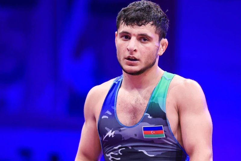 Azerbaijani wrestler wins bronze medal in Kaspiysk