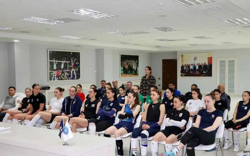 Azerbaijan Women's Volleyball Team Starts Training for European Golden League