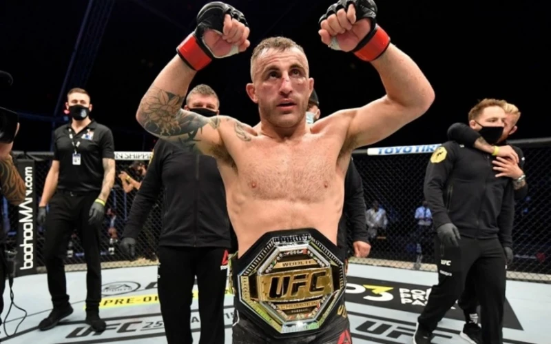 Alexander Volkanovski Regains UFC Champion Title