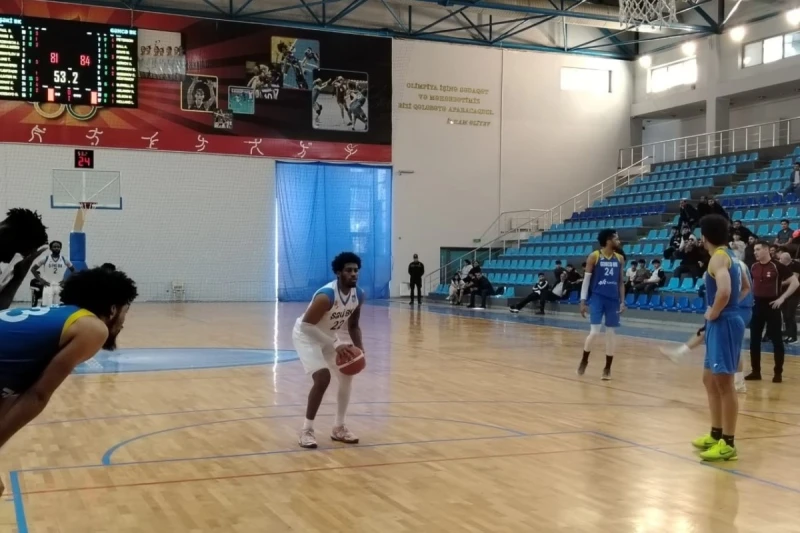 "Shaki" Wins First Match