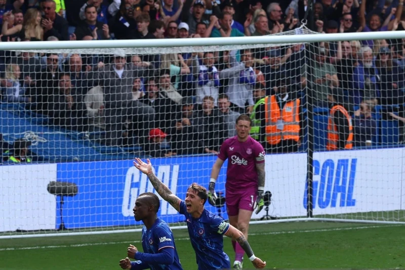 Senegalese forward brings victory to Chelsea