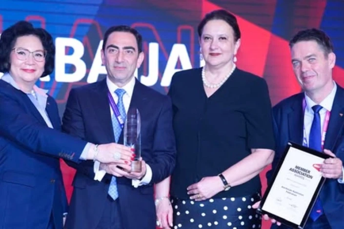 Azerbaycan Badminton Federasyonu Ödül Aldı
