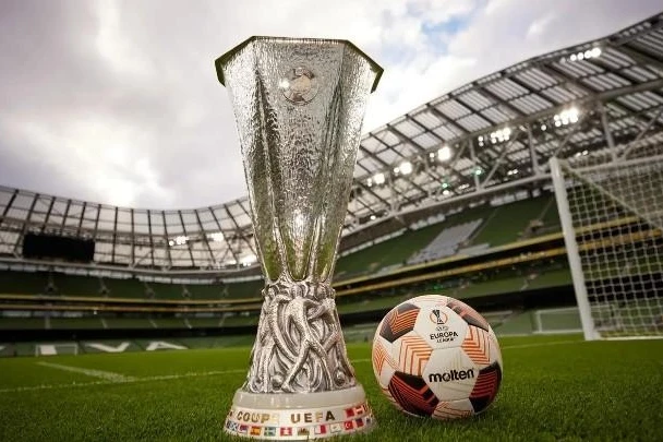 Referees of the Europa League semi-final second leg matches