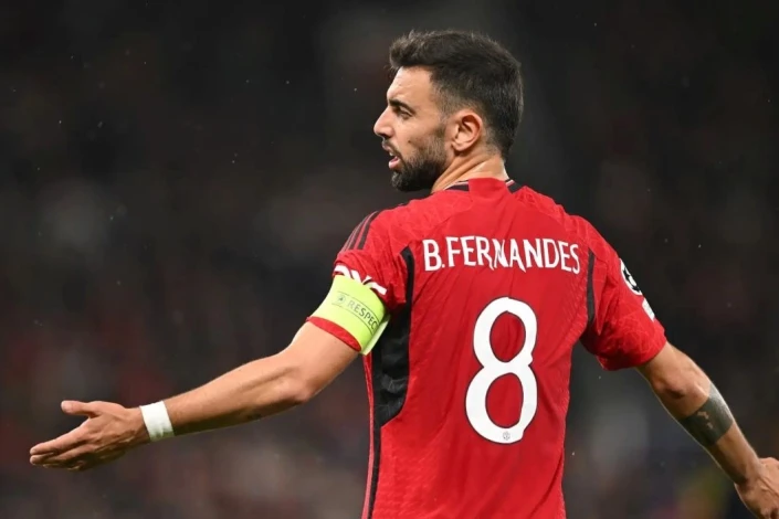 "Al-Hilal" starts negotiations with "Manchester United" midfielder