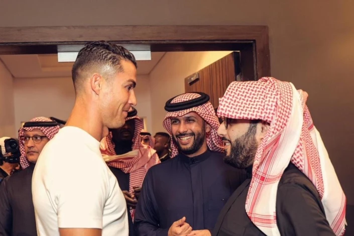 Cristiano Ronaldo to become shareholder of "Almeria"