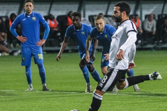 Emin Mahmudov, Neftçi tarihinde bu başarıya ulaşan 15. futbolcu oldu