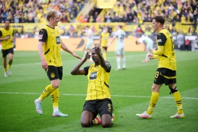 Dortmund'dan Ezici Galibiyet, Bayern Münih ile Beraberlik