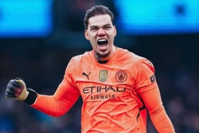 Leaving "Manchester City"