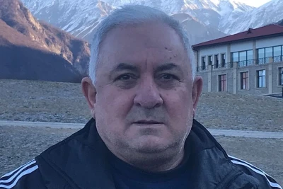 Yaşar Sultanov: "Kurban Berdiyev'e inanılmalı, ona fırsat tanınmalıdır"