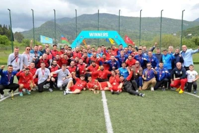 Azerbaycan milli mini futbol takımı uluslararası turnuvada şampiyon oldu