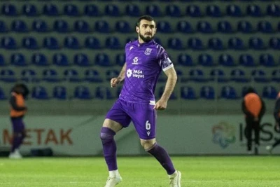 "Sumgayıt" futbolcusu ülke şampiyonalarında 250. maçına çıktı