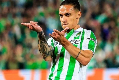 "Manchester United" player is in the interest of "Atletico Madrid"