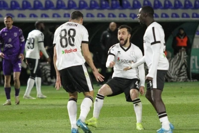 1600. Gol