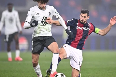 "Monaco" football club player may sign with "Manchester City"