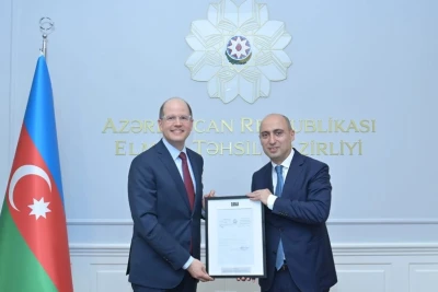 Эмин Амруллаев встретился с генеральным секретарем Международной федерации баскетбола