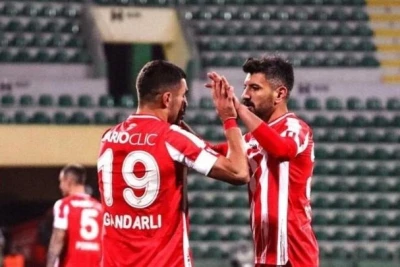 Vüsalın komandası mühüm qələbə qazandı