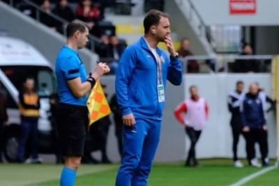 Our national team member's team was entrusted to this coach