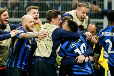 Seventh Final, Decade-Long Wait