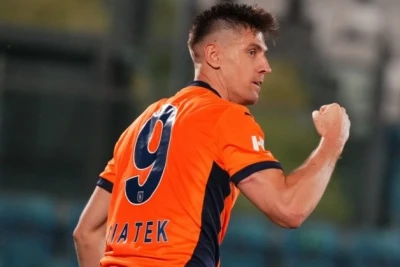 Polonya milli takım forveti "Beşiktaş"a transfer olabilir